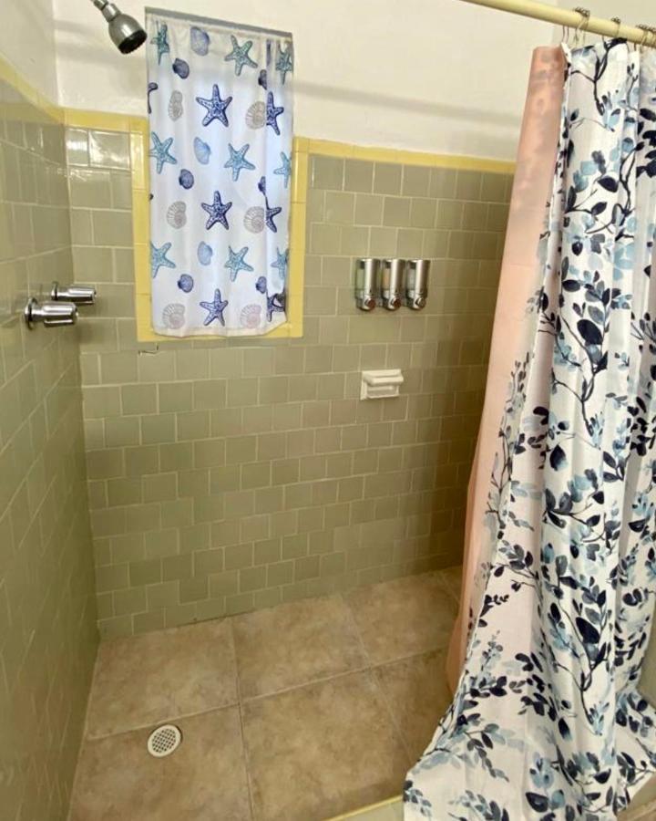 Hallandale Beach Motel With Free Parking And Full Kitchen ! No Extra Fees! Accepting Cash! Zewnętrze zdjęcie